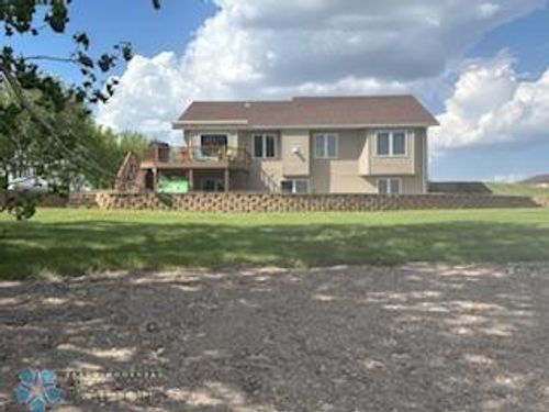 13902 87th St Se, Milnor, ND, 58060-9701 | Card Image