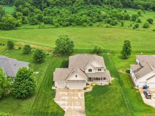 6504 Harvest Moon Ct, Waunakee, WI, 53597-9044 | Card Image
