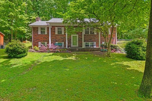 545 Edgewood Dr, Sweetwater, TN, 37874-6227 | Card Image