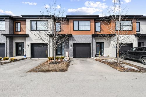 17824 Rue De Chenonceau, Mirabel, QC, J7J0S3 | Card Image