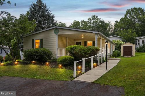 139 Deerfield Dr, SOUDERTON, PA, 18964-1925 | Card Image