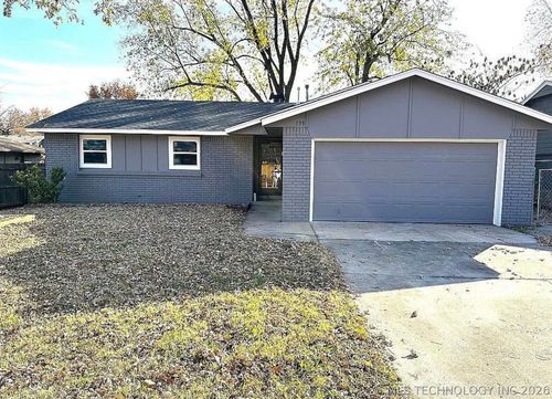 139 W Kent St, Broken Arrow, OK, 74012-7909 | Card Image