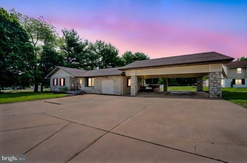 1140 Governor Lea Rd, BEAR, DE, 19701-1927 | Card Image