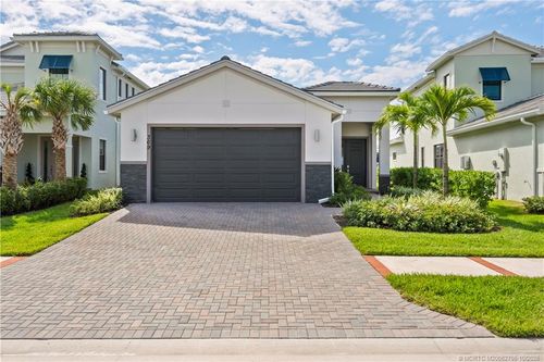 369 Se Fascino Cir, Port St Lucie, FL, 34984-6636 | Card Image