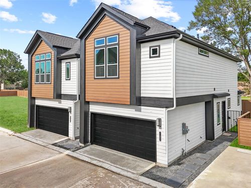g-2110 Dewalt St, Houston, TX, 77088-4722 | Card Image
