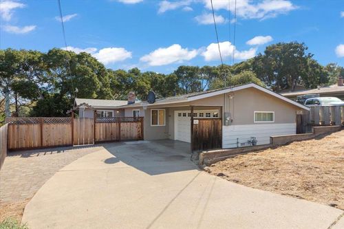41 Ralston Dr, Monterey, CA, 93940-6811 | Card Image