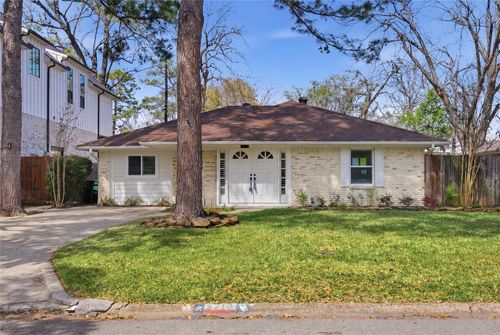 2210 Wakefield Dr, Houston, TX, 77018-5035 | Card Image