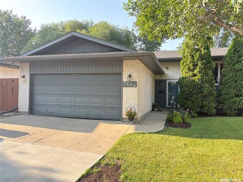 7202 Lawrence Drive, Regina, SK, S4X3X7 | Card Image