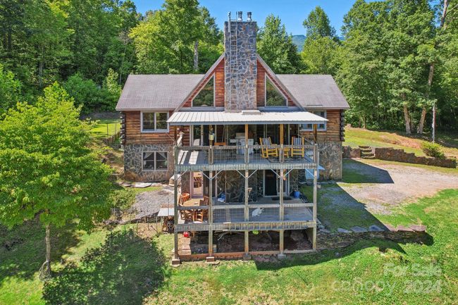 72 Tuhy Dr, House other with 3 bedrooms, 5 bathrooms and null parking in Sylva NC | Image 5