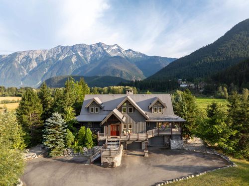 1360 Collins Rd, Pemberton, BC, V0N2L1 | Card Image