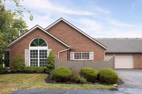 6806 Newrock Dr, New Albany, OH, 43054-8394 | Card Image