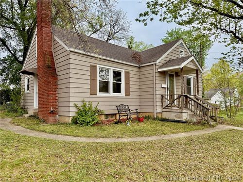 2109 Wood Ave, New Albany, IN, 47150-2510 | Card Image