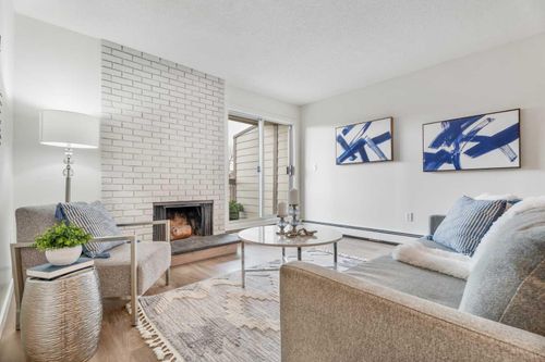 302-239 6 Ave Ne, Calgary, AB, T2E0L8 | Card Image