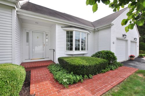 8-8 Dickinson Ct, Litchfield, CT, 06759-3312 | Card Image