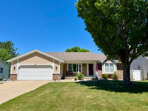 945 Pembroke St, Grand Rapids, MI, 49508-6061 | Card Image