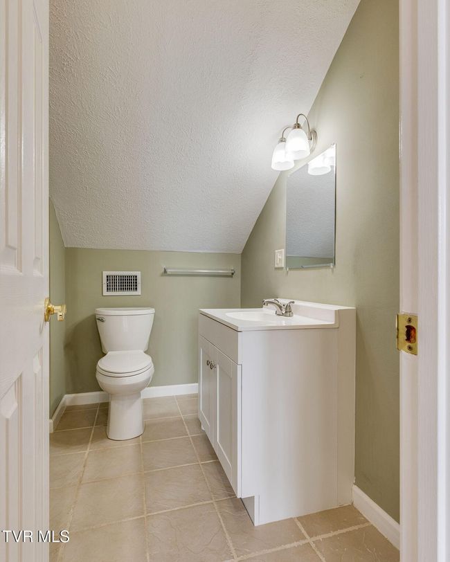 516 Bowmantown Rd, House other with 3 bedrooms, 7 bathrooms and null parking in Telford TN | Image 57