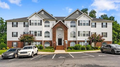 4325 Cedarcroft Ct, Greensboro, NC, 27409-9230 | Card Image