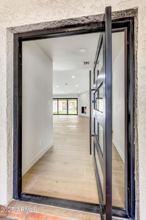 15017 N Dogwood Ln, Fountain Hills, AZ, 85268-2233 | Card Image