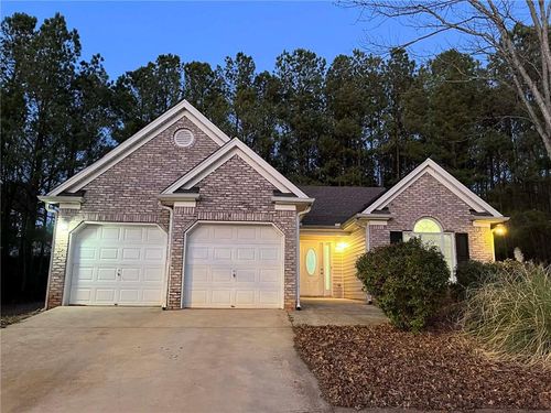 2400 Miller Oaks Cir, Decatur, GA, 30035-4330 | Card Image
