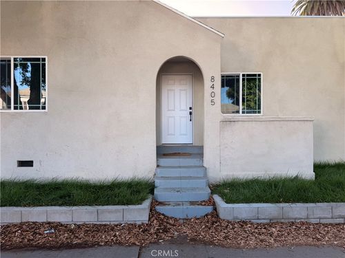 8405 Mckinley Ave, LOS ANGELES, CA, 90001-3636 | Card Image