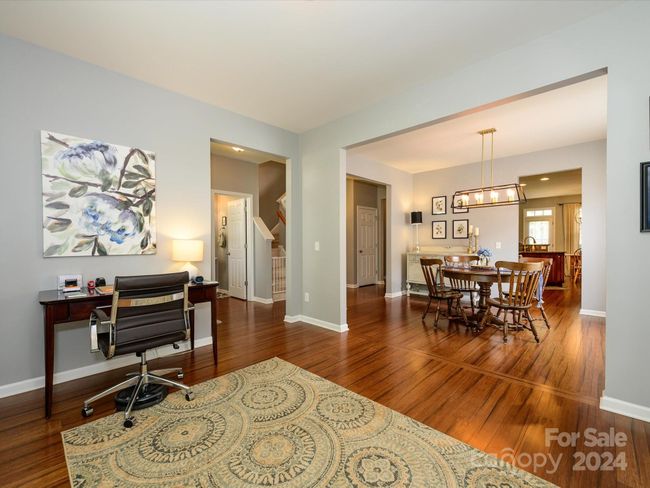 2022 Sugarbush Dr, House other with 3 bedrooms, 3 bathrooms and null parking in Charlotte NC | Image 7