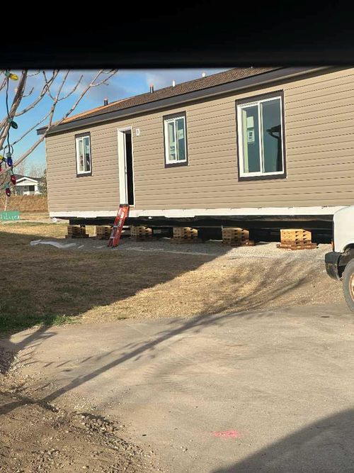 {{alt}} | Card Image