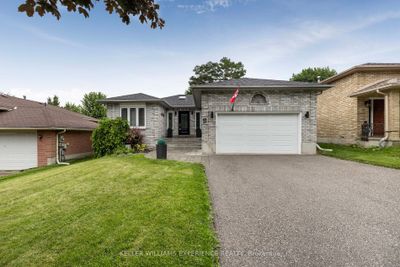 11 Mayfair Dr, House other with 3 bedrooms, 2 bathrooms and 4 parking in Barrie ON | Image 1