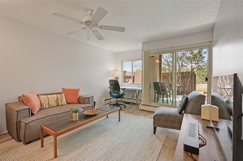 i-149 Calle Ojo Feliz, Santa Fe, NM, 87505-5787 | Card Image