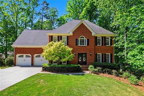 5702 Fallsbrook Ln Nw, Acworth, GA, 30101-7822 | Card Image