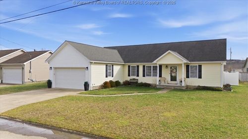 90 Citation Dr, Evans, WV, 25241-9411 | Card Image