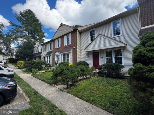 8847 Winding Hollow Way, SPRINGFIELD, VA, 22152-1436 | Card Image