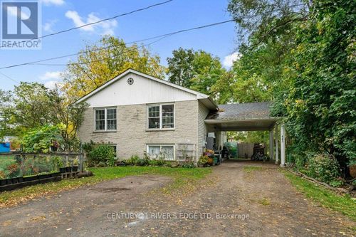 445 Railway Ave, Prescott, ON, K0E1T0 | Card Image