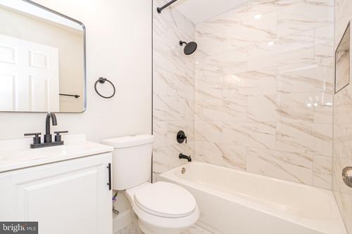 620 Harwood Ave, BALTIMORE, MD, 21212-3947 | Card Image