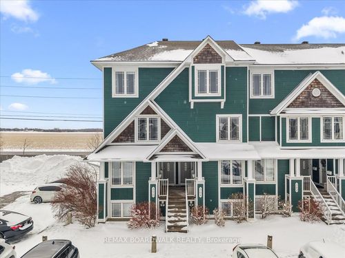 364 Crownridge Dr, Ottawa, ON, K2M3A4 | Card Image