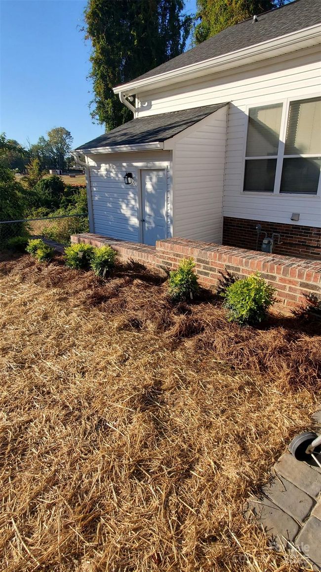 4000 Wilson Ln, House other with 3 bedrooms, 3 bathrooms and null parking in Charlotte NC | Image 25