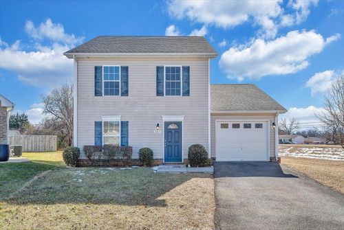 2313 Willow Park Dr Nw, Roanoke, VA, 24017-1165 | Card Image