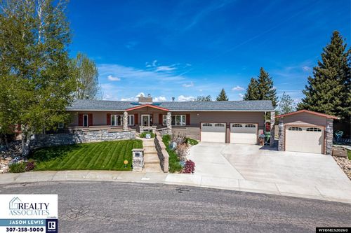 3200 Glacier, Casper, WY, 82604-4802 | Card Image