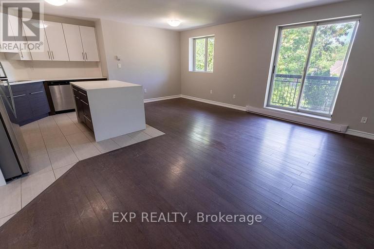 Residential Lease in St. Catharines (E. Chester) 3