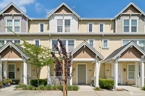 338 Village Lane, Richmond, CA, 94801 | Card Image