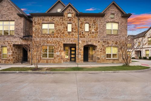 4425 Benton Ln, Carrollton, TX, 75010-4291 | Card Image