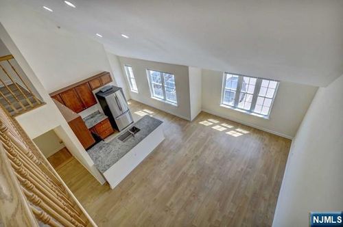 269 Main St, Little Ferry, NJ, 07643-1310 | Card Image