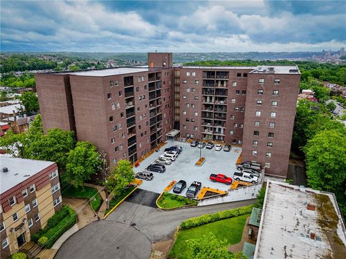 apt-201-5600 Munhall Rd, Squirrel Hill, PA, 15217-2039 | Card Image