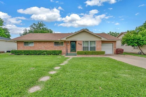 1112 N 63rd St, Waco, TX, 76710-4108 | Card Image