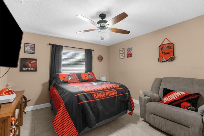 7489 Gates Cir, House other with 3 bedrooms, 2 bathrooms and null parking in SPRING HILL FL | Image 9