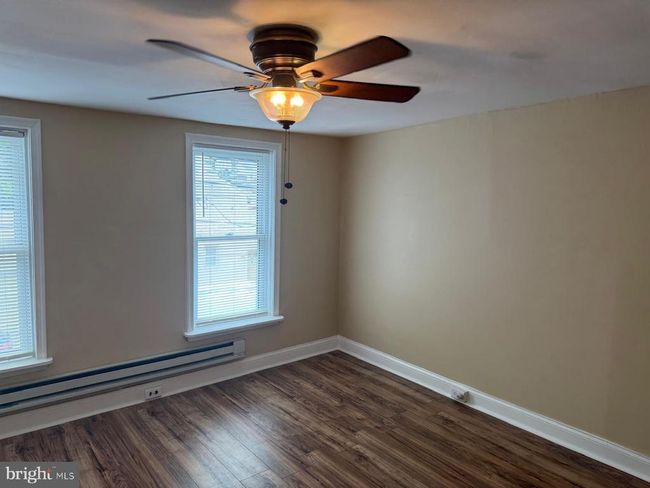 806 E 8 Th St, Townhouse with 2 bedrooms, 1 bathrooms and null parking in WILMINGTON DE | Image 9