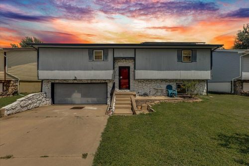 326 N Jane St, Haysville, KS, 67060-1341 | Card Image