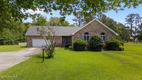 9333 Doris Dr, Oriental, NC, 28571-9357 | Card Image