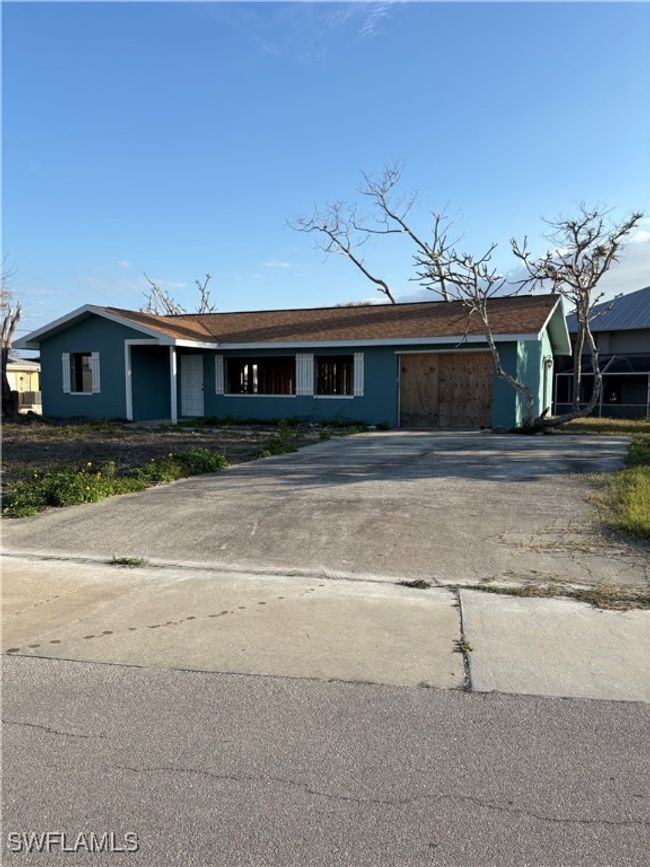 View of ranch-style home | Image 5
