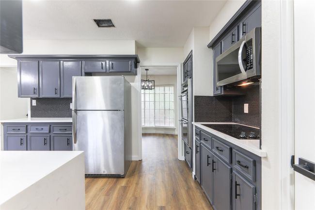 18022 Blundell Dr, House other with 4 bedrooms, 2 bathrooms and 2 parking in Spring TX | Image 8