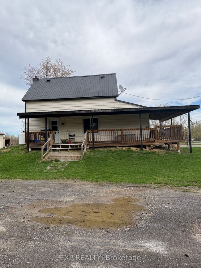5601 Thunder Rd, House other with 2 bedrooms, 1 bathrooms and null parking in Carlsbad Springs ON | Image 4